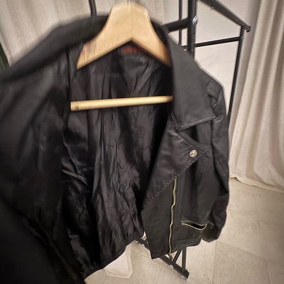 Black Leather Biker Jacket - Picture 4 of 6